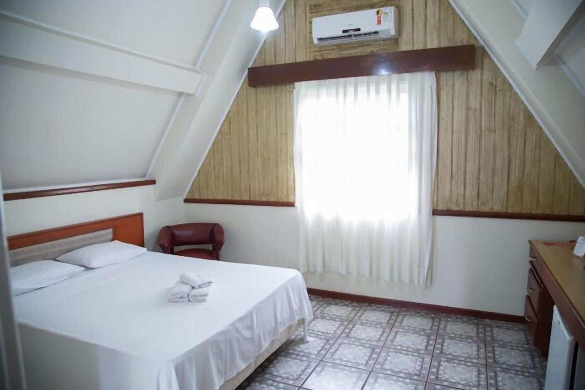 Hotel Dona Beja Araxá Quarto foto