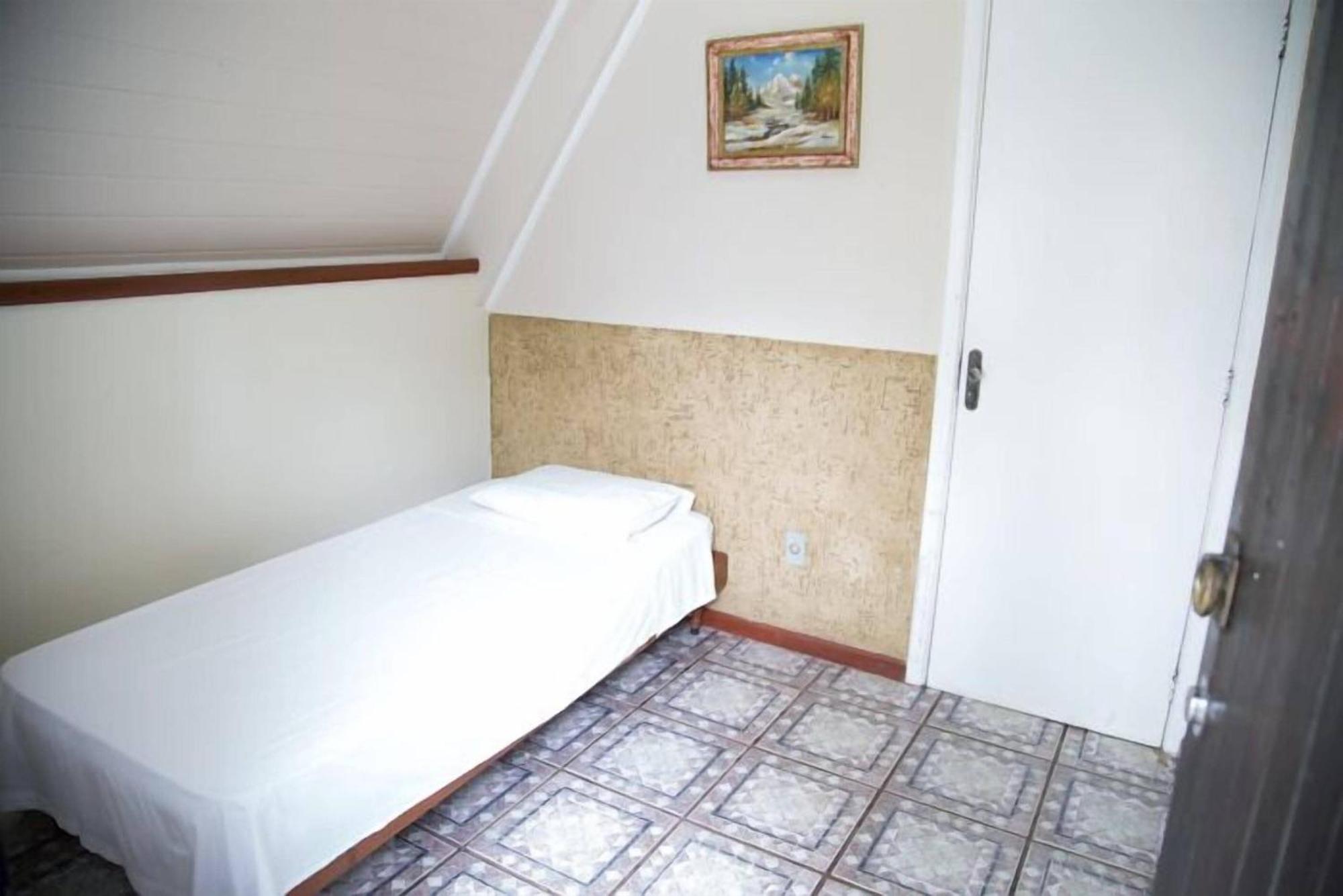 Hotel Dona Beja Araxá Quarto foto